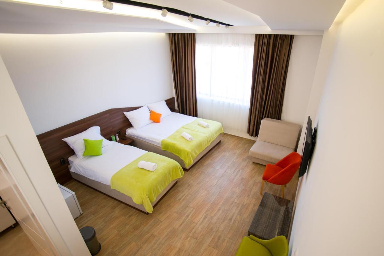 Garni Hotel Apel Apartments Ni Buitenkant foto